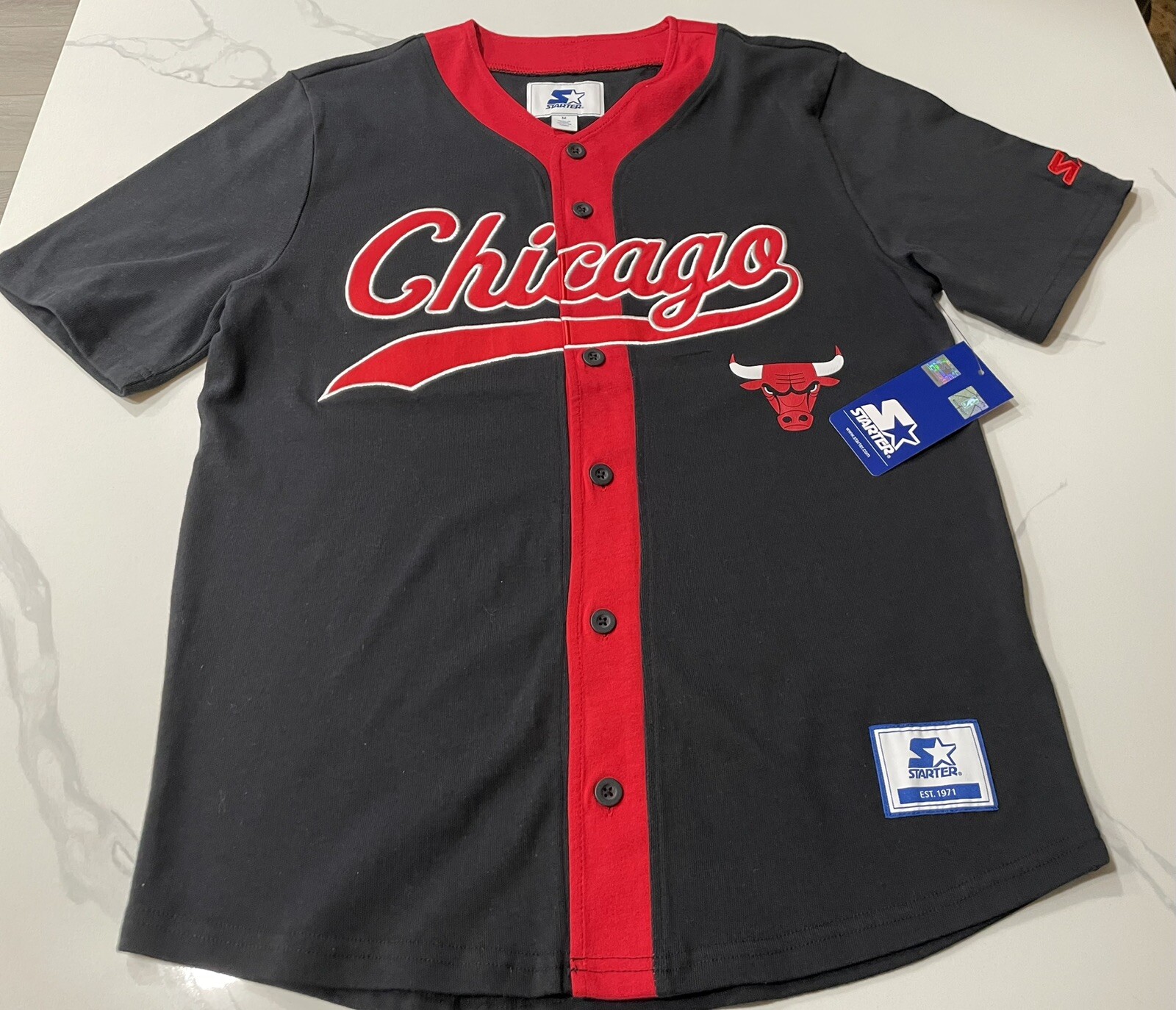 Chicago Bulls Starter Men’s Baseball Style Jersey (Medium) Retails For $80
