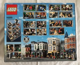 LEGO CREATOR: Assembly Square (10255) - New & Sealed