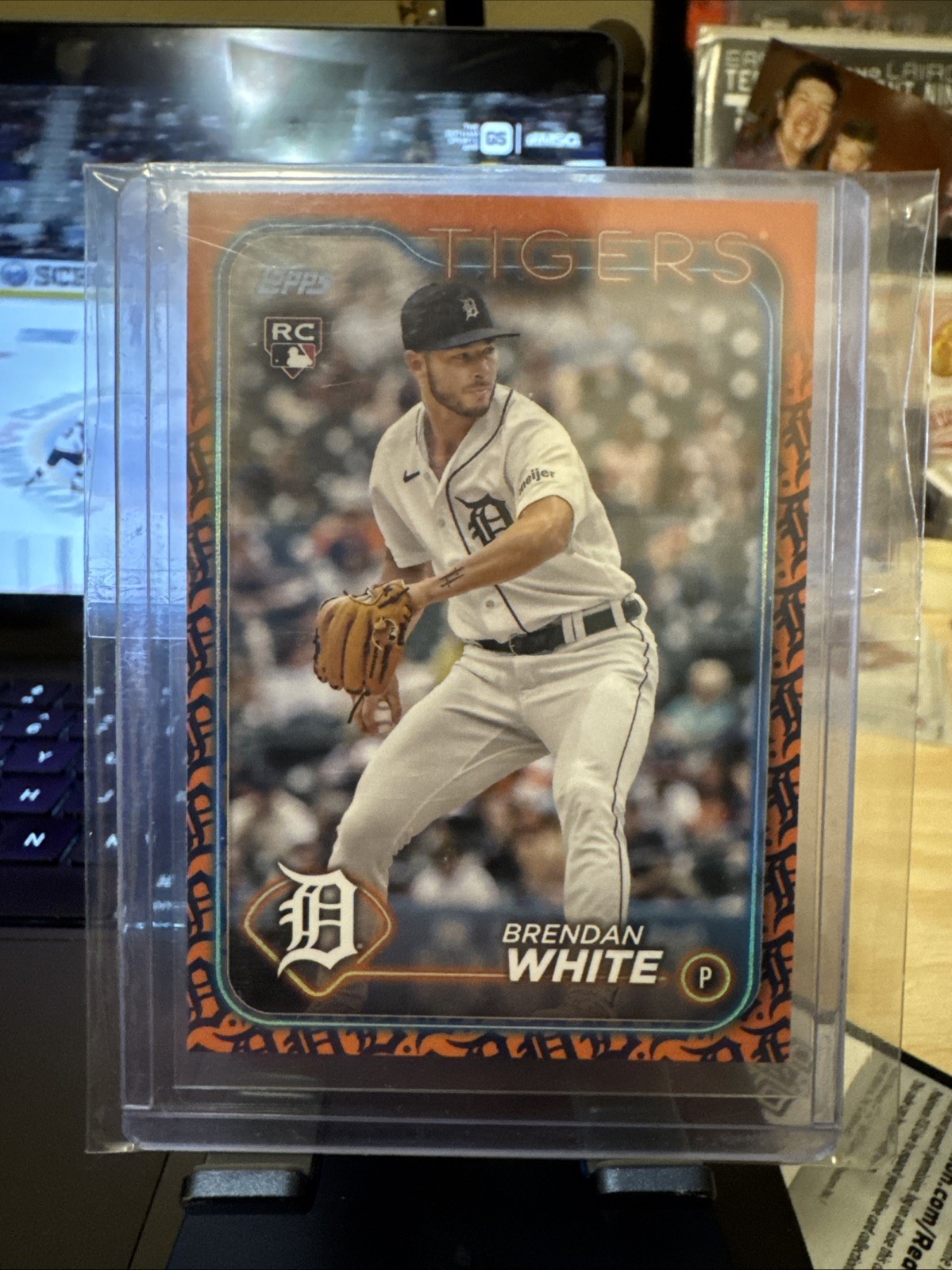 2024 Topps Series 1 - Brendan White #8 Team Color Border (RC)