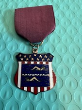Médaille USA Swimming Lanes Crest Award rouge blanc bleu étoiles