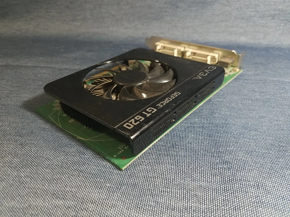 EVGA NVIDIA GEFORCE GT 620 01G-P3-2621-KR 1GB DDR3 HDMI/DVI GPU UNTESTED - Image 3 of 4