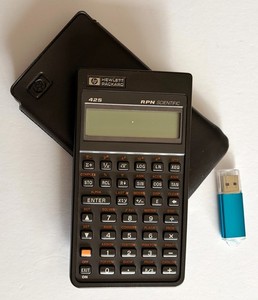 Hewlett Packard HP 42S RPN Scientific Calculator w/ Case & Manuals on USB Drive