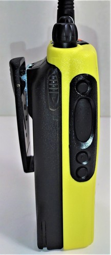 Radio de dos vías MOTOROLA HT1250 Modelo III UHF 403-470 MHz 128 canales 5w AAH25RDH9AA6AN - Imagen 36 de 57