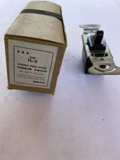 Vintage Arrow H&H TL-2 Double Pole Flush Tumbler Switch NOS