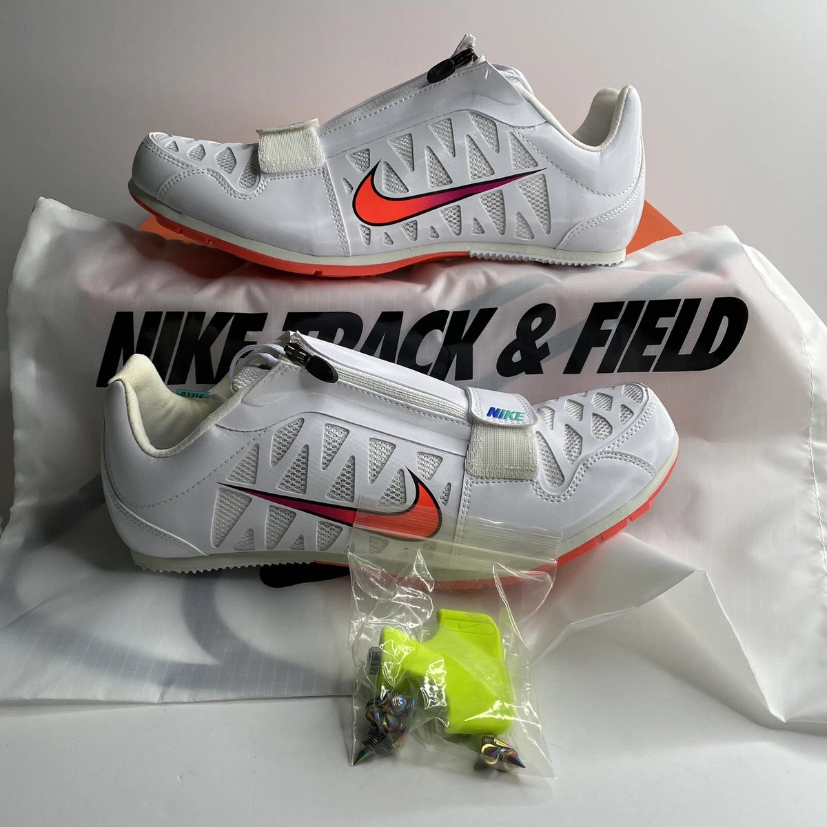 Size 4 track outlet spikes