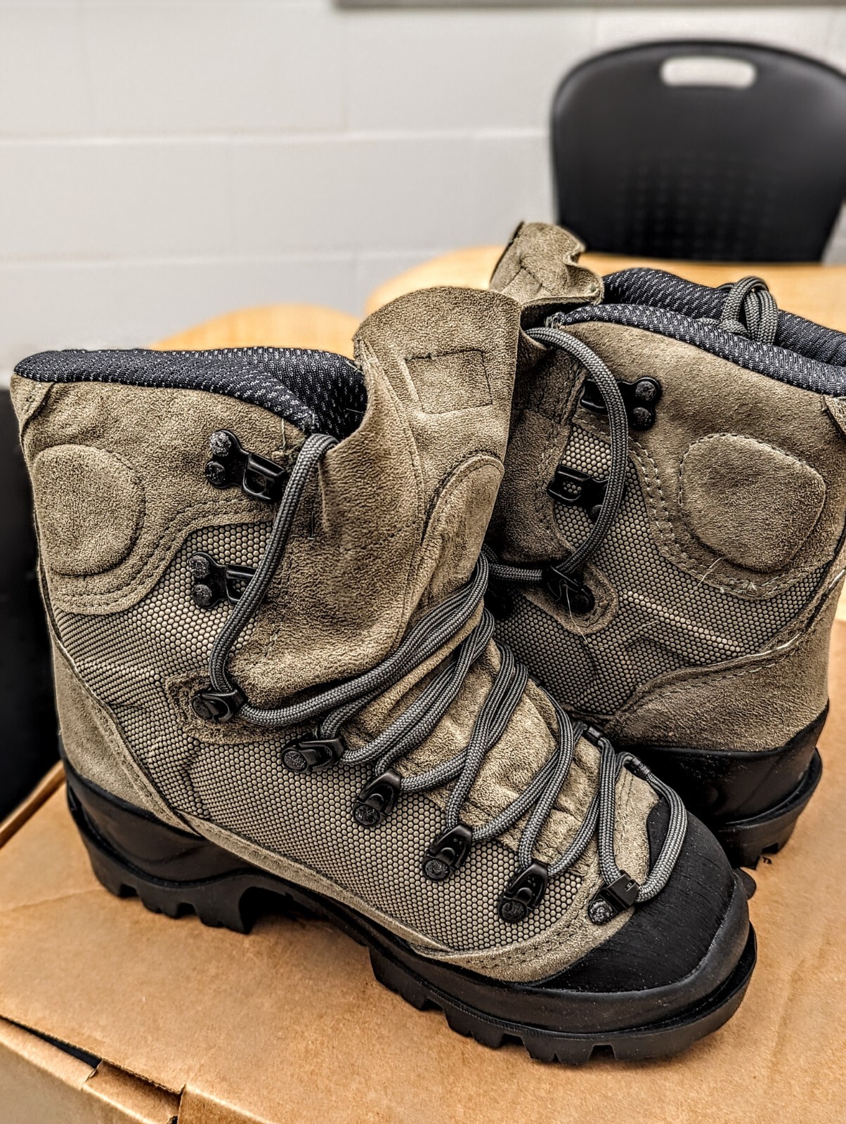 Bates Tora Bora Alpine Boots E03600 Size 3 R- Wolverine Warrior Leather ...