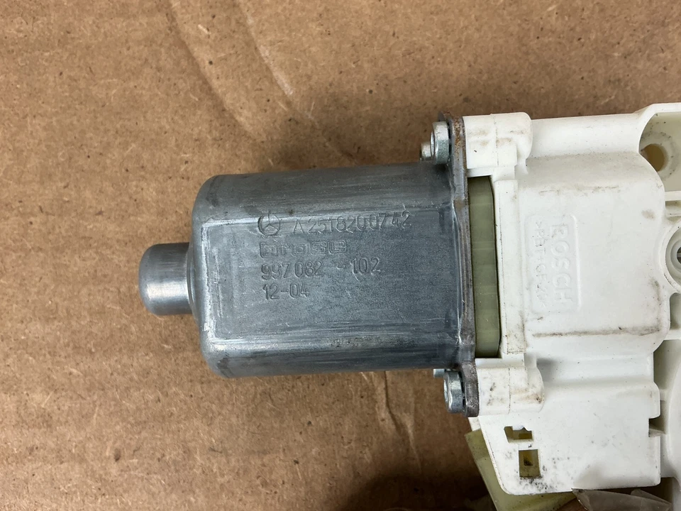 Motor regulador ventana lateral delantera izquierda Mercedes-Benz GL450 2008-2012 FABRICANTE DE EQUIPOS ORIGINALES Foto 2 de 4