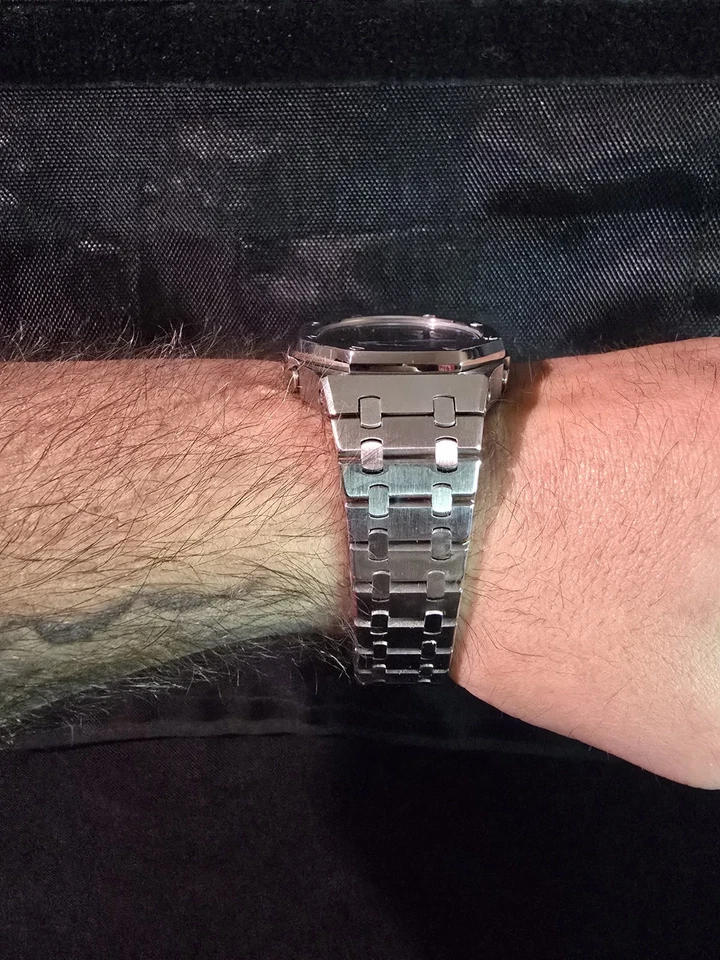 Beautiful custom Silver G shock ga2100 - Image 3 of 4