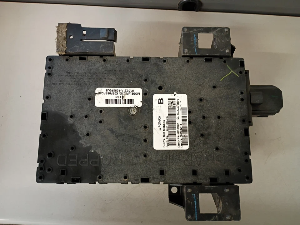 Unidad de control de caja de fusibles de unión inteligente Ford Fusion 2010-2012 OEM (AG1T-14B476-CD) Foto 2 de 4