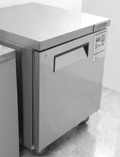 VEVOR Commercial Refrigerator, 28" Undercounter Worktop 7.4CuFt Stainless Steel