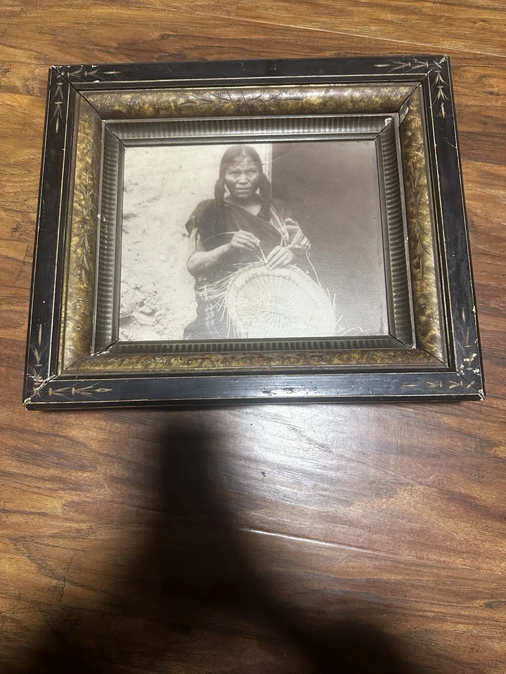Vintage Native American Basket Weaver Photo – Antique Wood Frame Tribal Portrait - Image 3 of 4