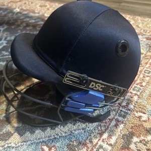 DSC Cricket Helmet Navy Blue sz small Lightweight Steel Grill EUC 