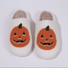 New Arrival Halloween Pumpkin Shaped Warm Slippers