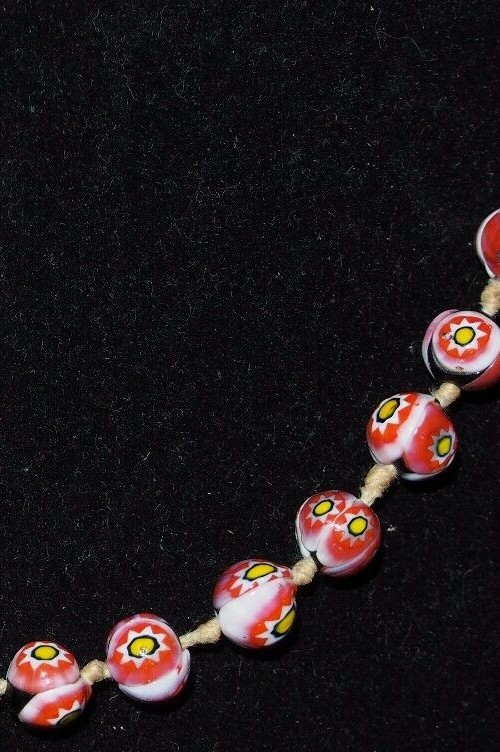 Collier Vintage Perles De Verre Baguettes Millefiori Soleil - Ancien, Bon état D'usage