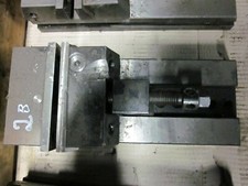 Maschinenschraubstock "FROZA-SPAIN" Typ: "HRC 60 30/125"