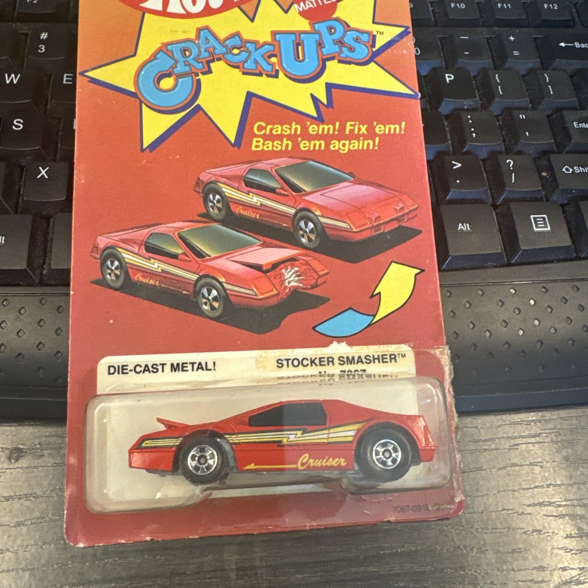 Mattel Hot Wheels 1985 Crack-Ups Stocker Smasher #7067 One Side Is