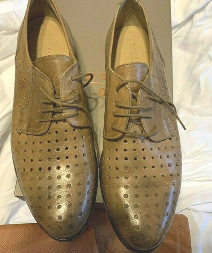 100 mens perforated Oxford shoes made 