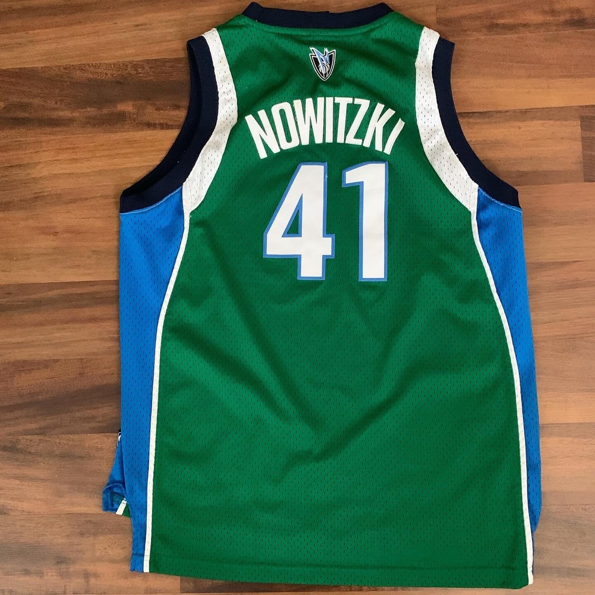 【最終値段・新品】ダラス・マーベリックス 41 NOWITZKI ユニフォーム ダラスマーベリックス NOWITZKI 41 NBA ユニフォーム ゲームシャツ