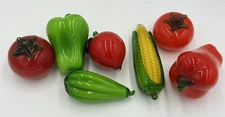 Lot of 7 beautiful hand blown Murano style art glass fruit and vegetables