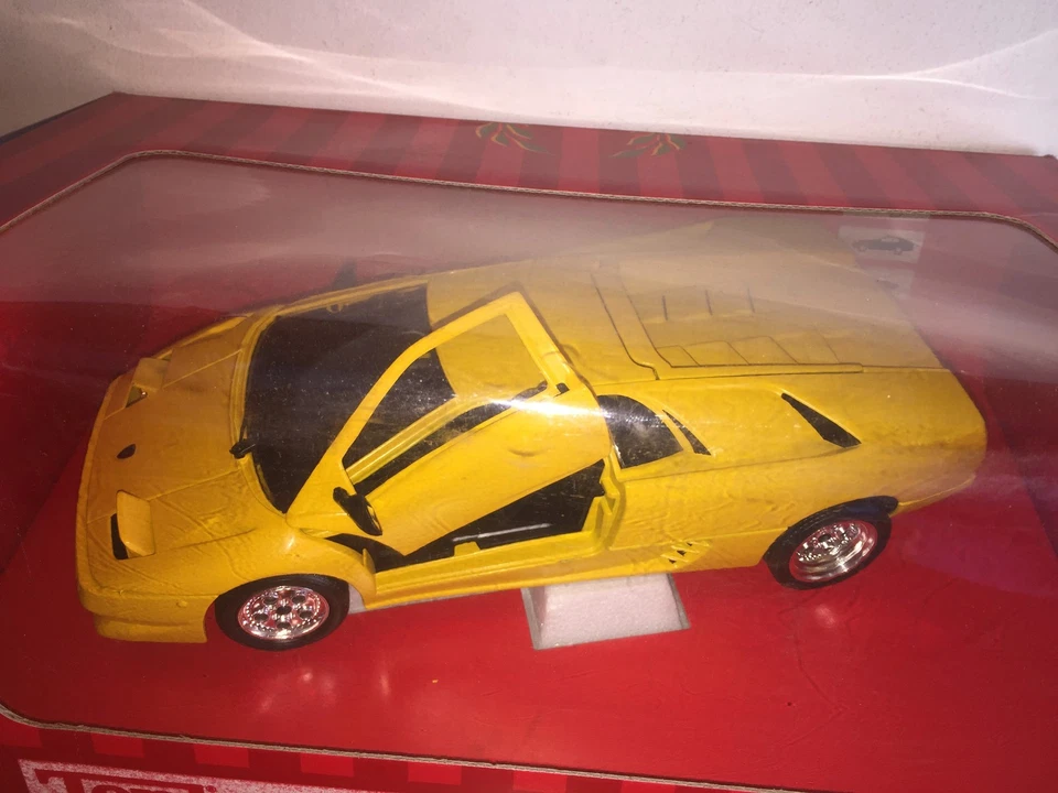 Tonka / Polistil 1:18 LAMBORGHINI DIABLO GIALLA in Metallo MIB - Immagine 2 di 4