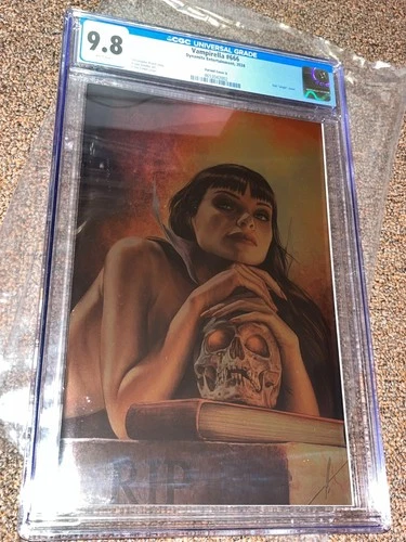 Vampirella 666 (2024), Carla Cohen 1:66 Virgin Foil Variant CGC Graded 9.8