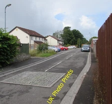 Photo 6x4 The Redlands, Alway, Newport Liswerry Cul-de-sac on the west si c2016