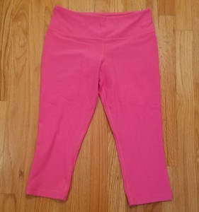 nike capri yoga pants