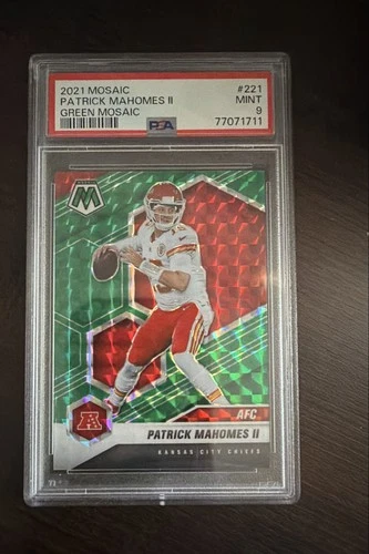 2021 Panini Mosaic - Variations AFC Patrick Mahomes II #221 Green Mosaic Prizm