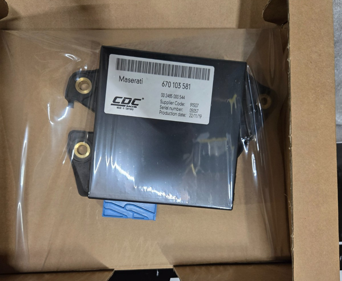 Maserati Ghibli ECM - Electronic Control Module Suspension Unit 670103581 OEM