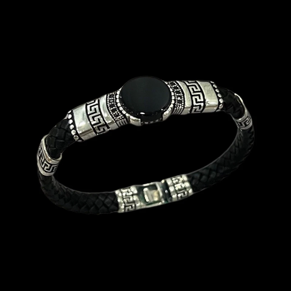 Brazalete Brazalete Hombre Plata de Ley Piedra de Ónix Negro Cuero Trenzado. Foto 2 de 4
