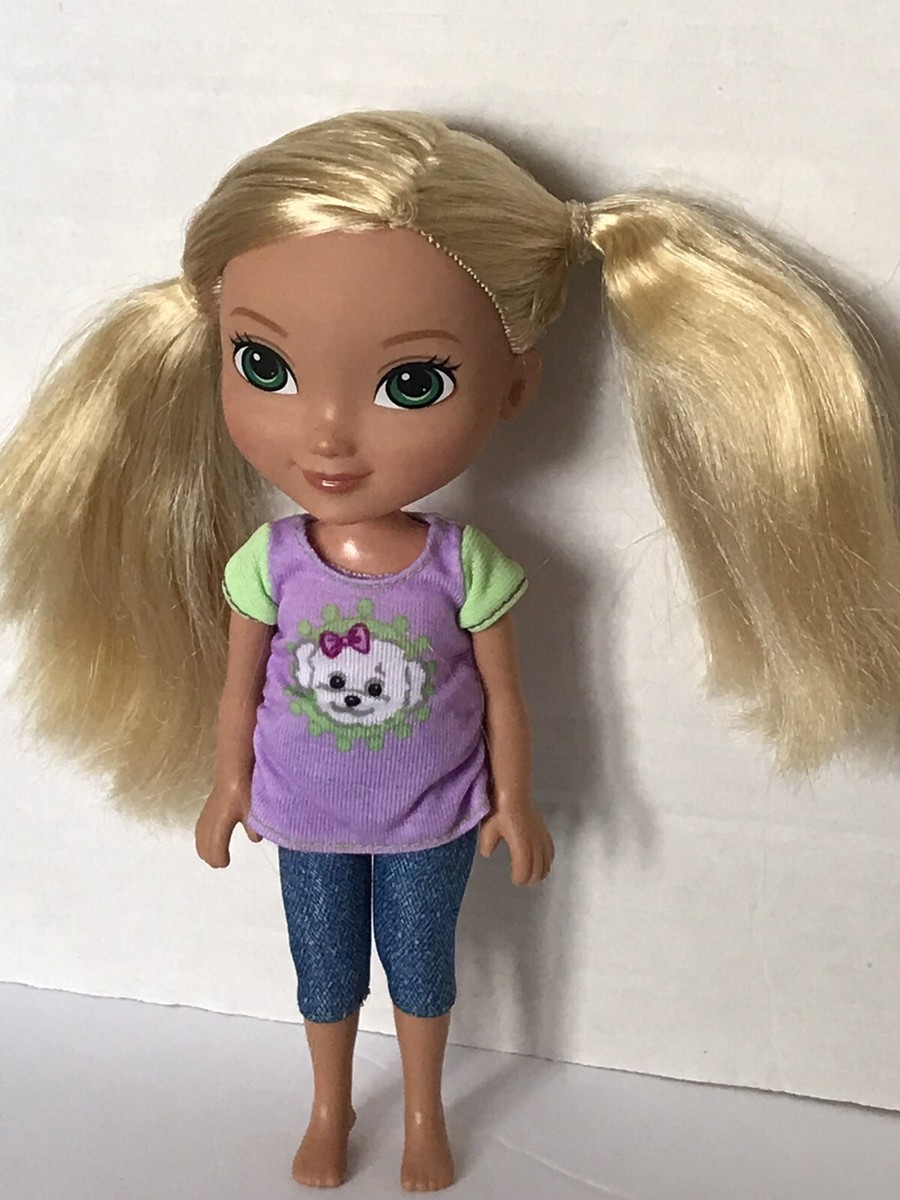 ダイアナドール Dora And Friends Doggie Day Alana Doll 8.5