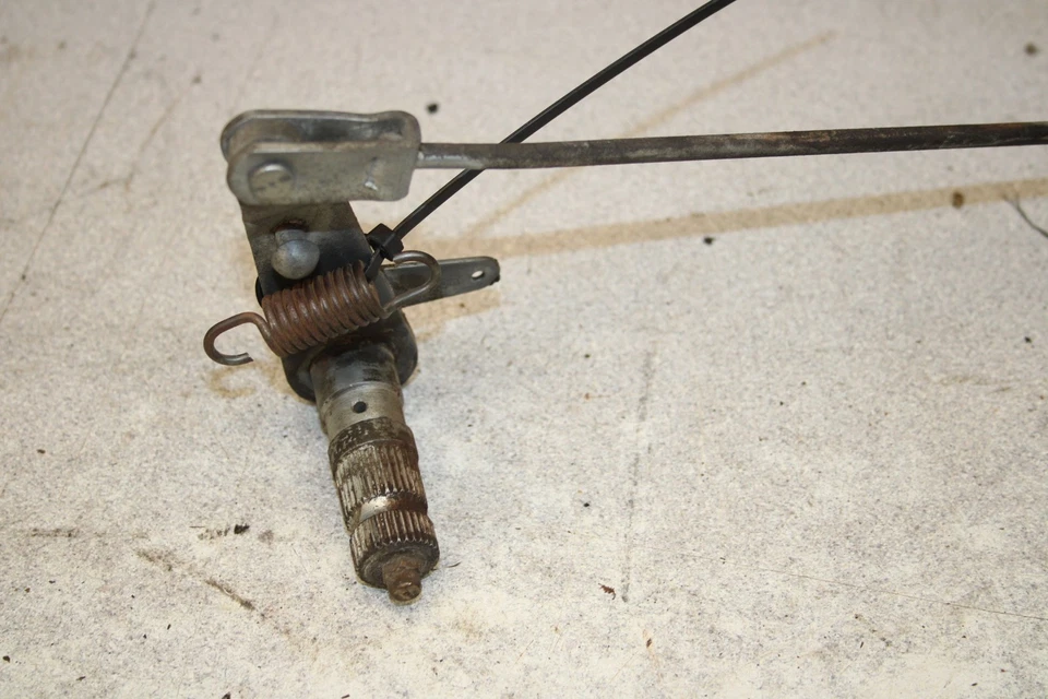 Yamaha DS7 250 1972 varilla de elevación de freno trasero D13-1912. ABG Foto 3 de 4