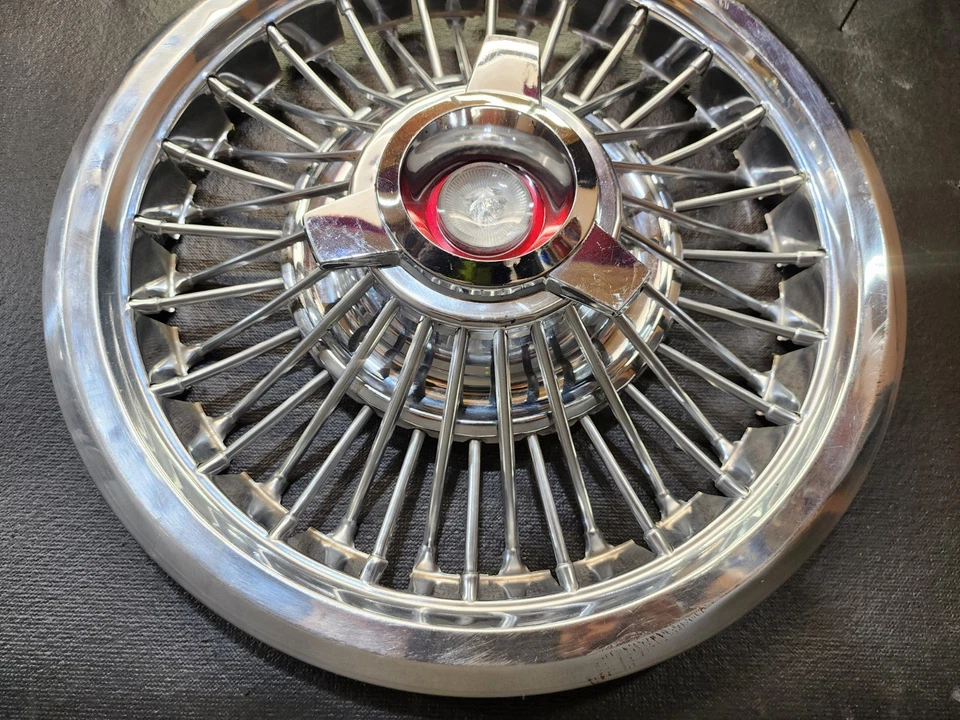 1965 66 67 Mercury Spinner Wire Cubierta de rueda 15" Tri Bar Tapacubos Marauder Equipo original OEM Foto 4 de 4