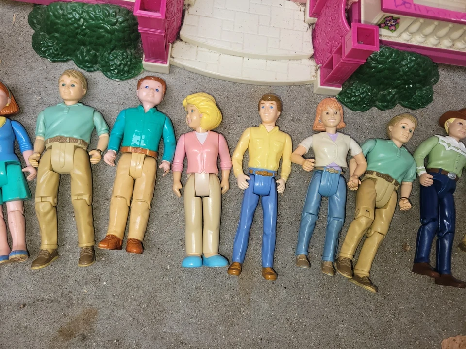 Fisher Price Loving Family Grand Victorian Mansion Dollhouse & Accessory Lot - Image 4 of 4