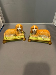 2 Reclining Cavalier King Charles Spaniel Dogs On Pillows 5" x 3.5"