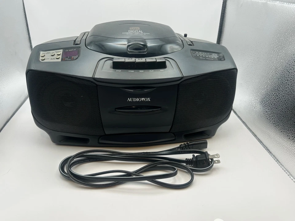 Rádio antigo Audiovox CD1893, CD player, toca-fitas cassete. - Imagem 4 de 4