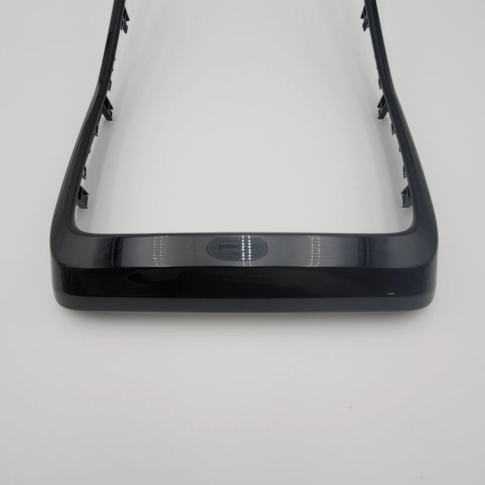 2023 2024 BMW X1 U11 M35i FRONT CENTER CONSOLE UPPER TRIM COVER BEZEL OEM - Image 4 of 4