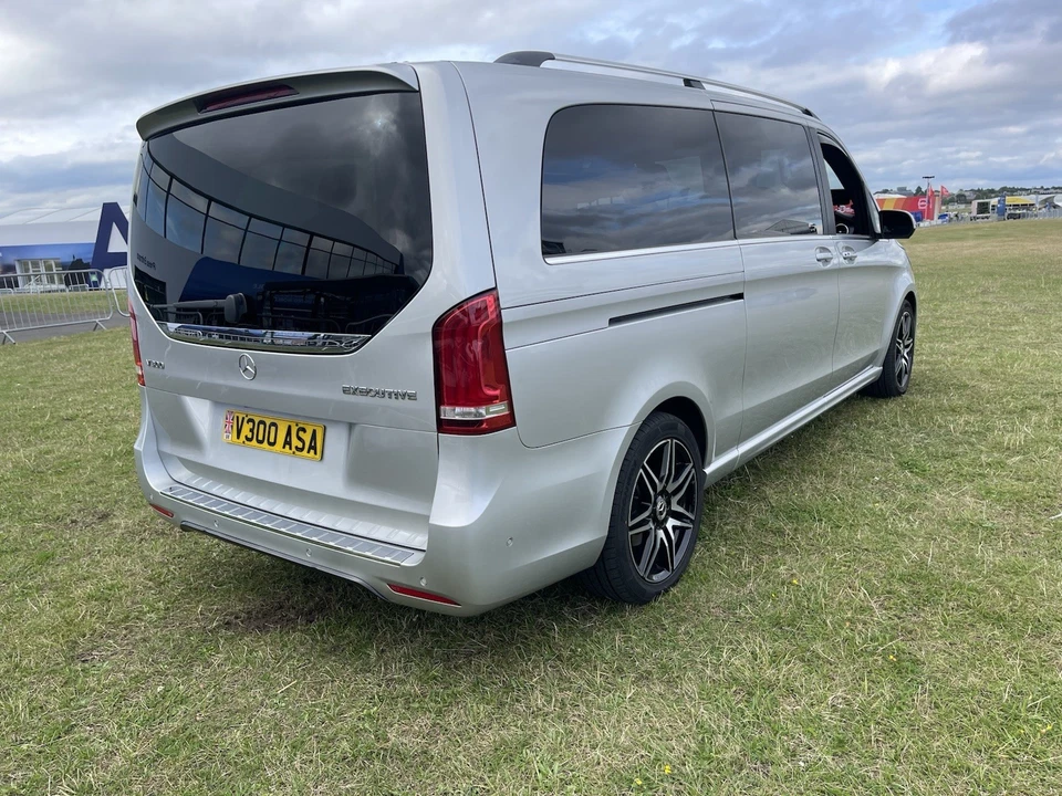 Mercedes V Class AMG Line PCO Ready , November 2018 Extra Long - Image 3 of 4