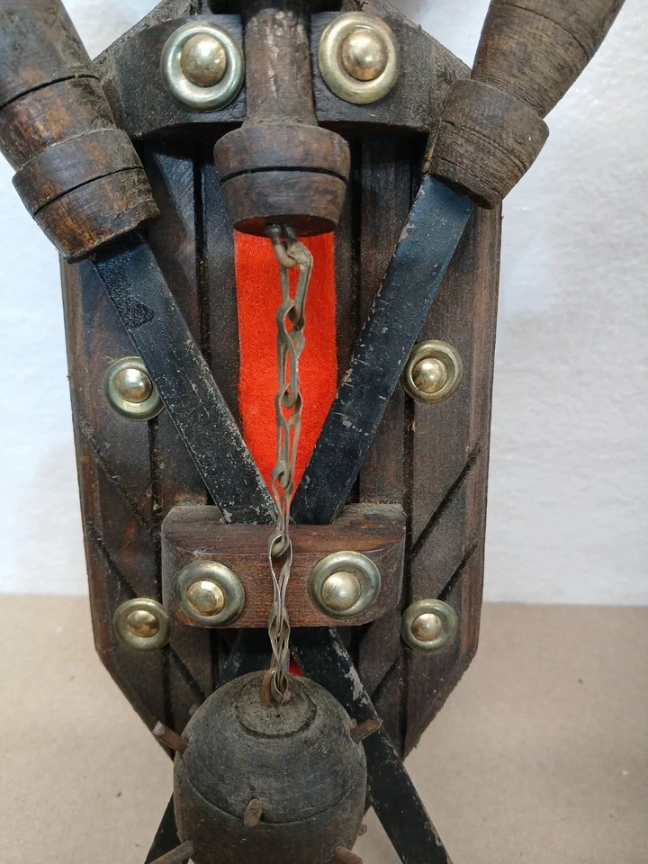 (3) Espada gótica medieval y placa de pared de maza con púas armas en miniatura extraíbles Foto 3 de 4