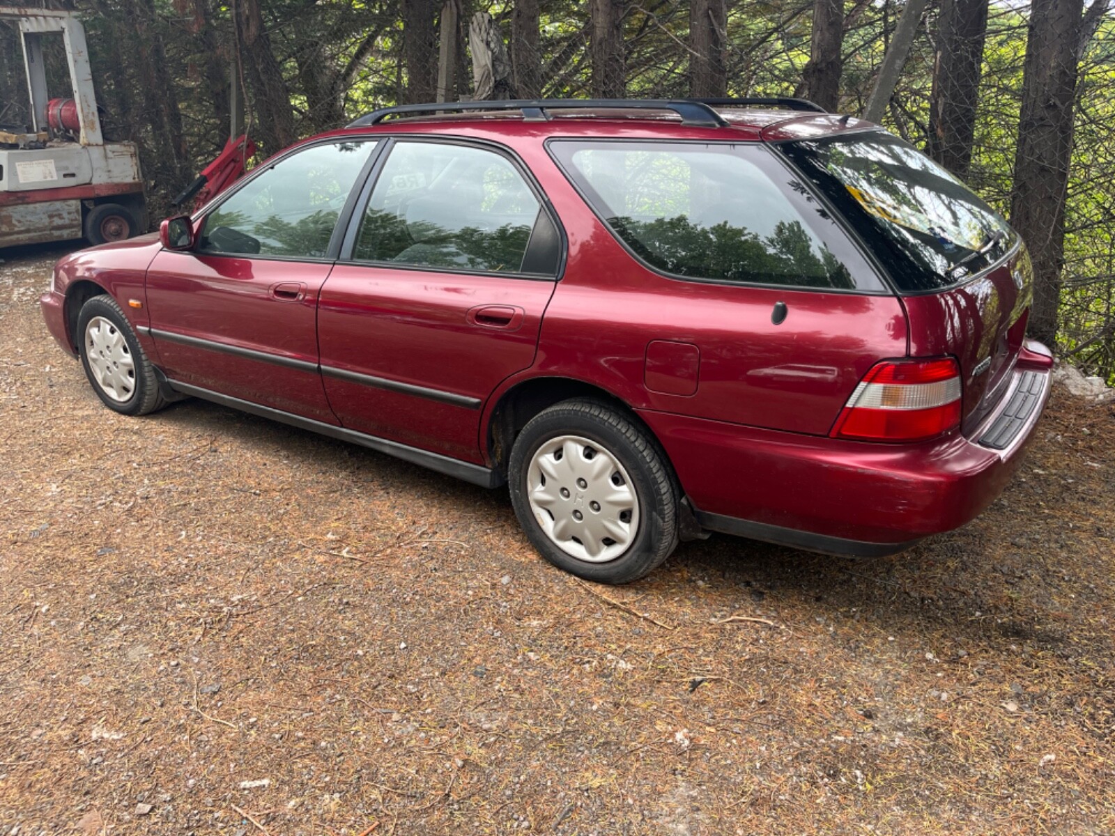 Image 4 - 1997 honda accord 2.0 LS aerodeck estate Petrol 77k no mot spares or repaires