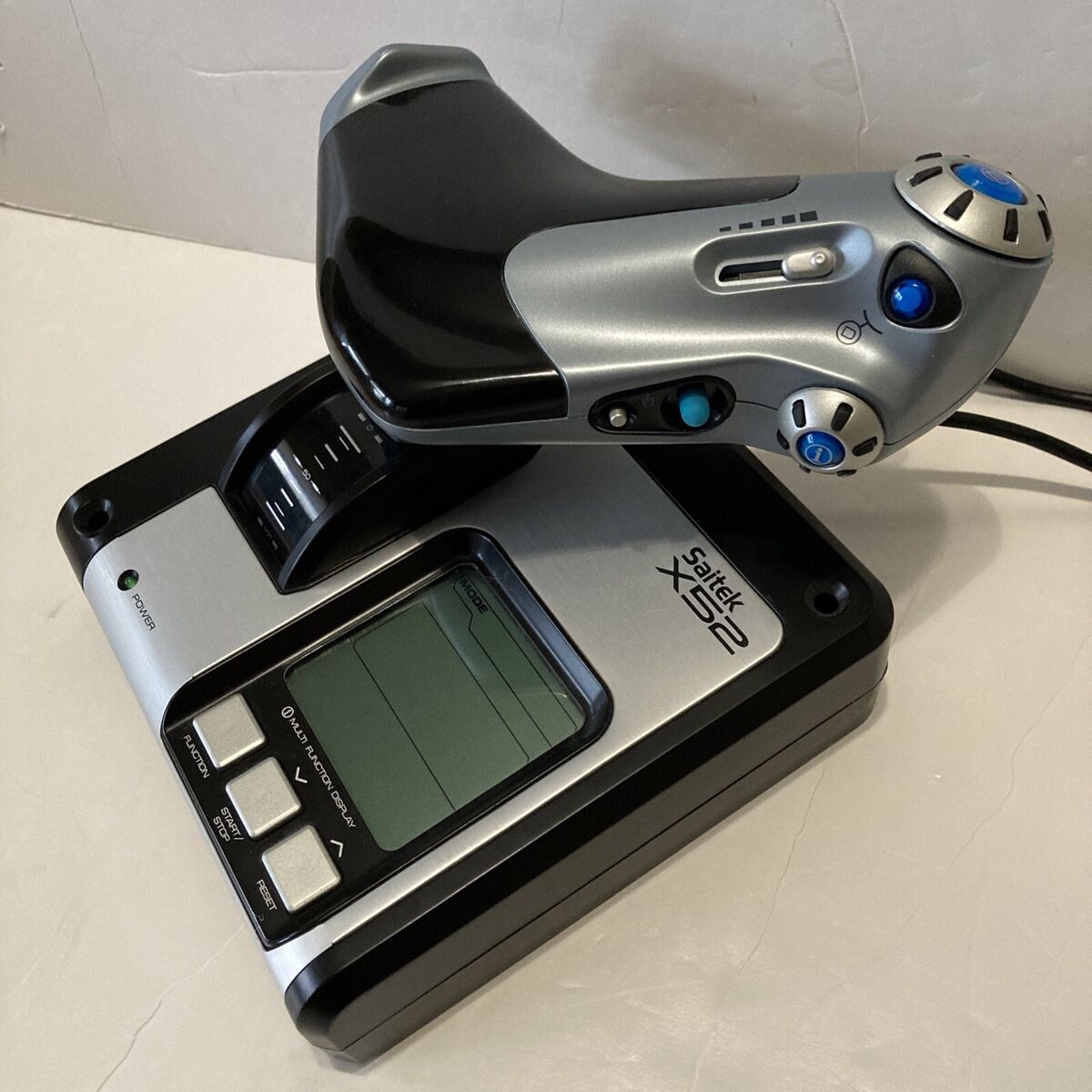Saitek X52 Flight Control System Joystick & Throttle + Installation CD v2.0 Saitek X52 Flight Control System Joystick & Throttle + Installation CD v2.0