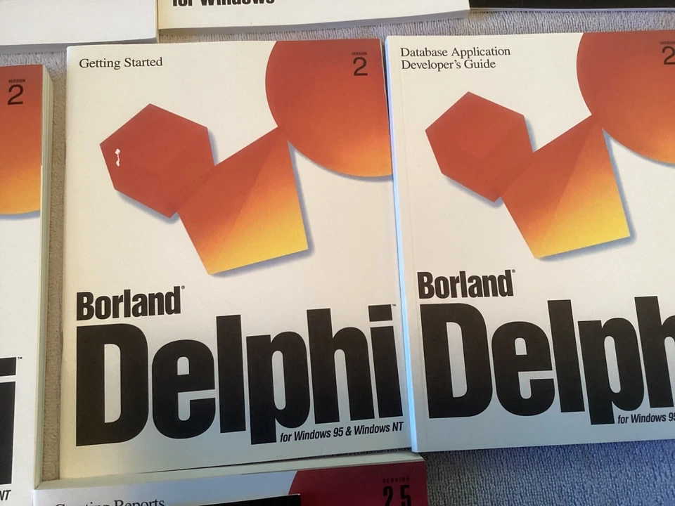 Vintage software developer Borland Delphi  version 2 ,manuals etc. - Image 2 of 4