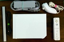 Nintendo Wii RVL-001 White Console, Cables, Sensor & Controllers Tiger Golf Game