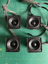 Vend 4 Haut Parleurs Bose 2 pouces (5,08 cm). Testés Parfait état. Avec câbles. 
