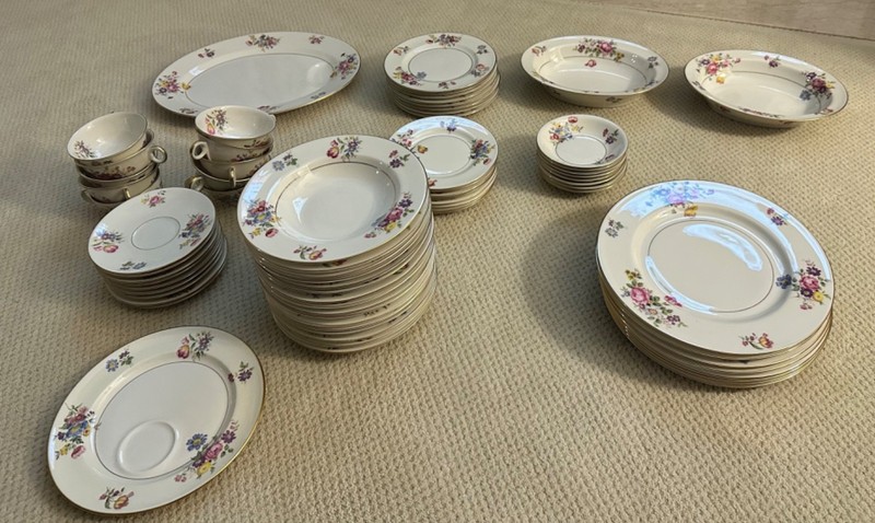 Theodore Haviland Pasadena service for 8 china set