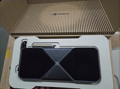 FOR PARTS) Nvidia RTX 5090 Founders Edition No Core & VRAM With