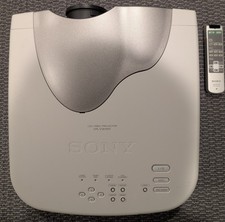 Proiettore Sony VPL-VW11HT con telecomando