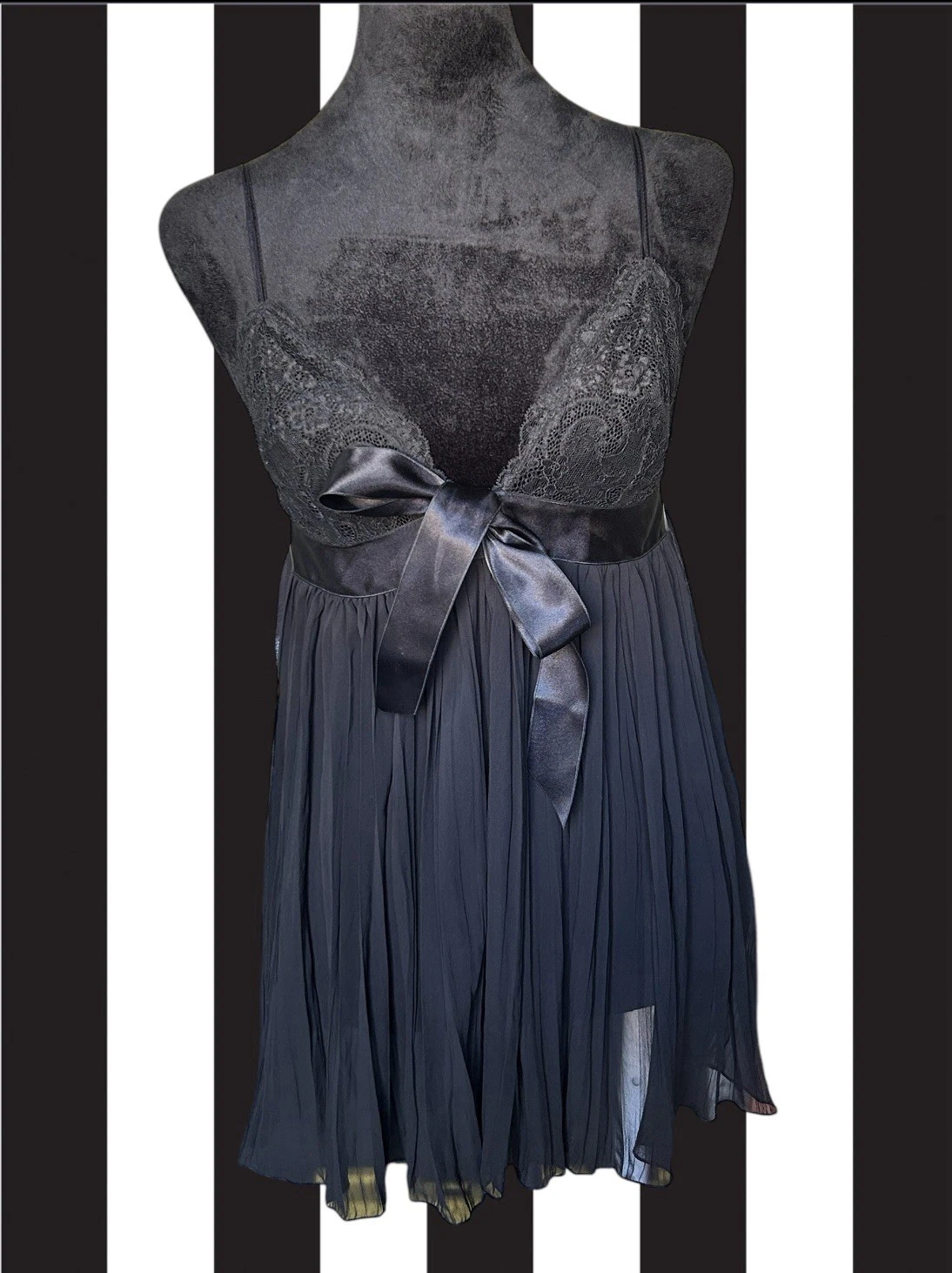 UNDERCOVER Victoria's Secret Babydoll Lingerie Mini Abito Slip Nero Pizzo Pieghettato Medium