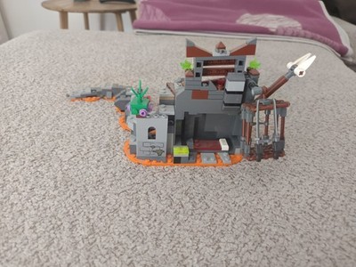 LEGO NINJAGO: Reise zu Den Totenkopfverliesen-71717 (71717)