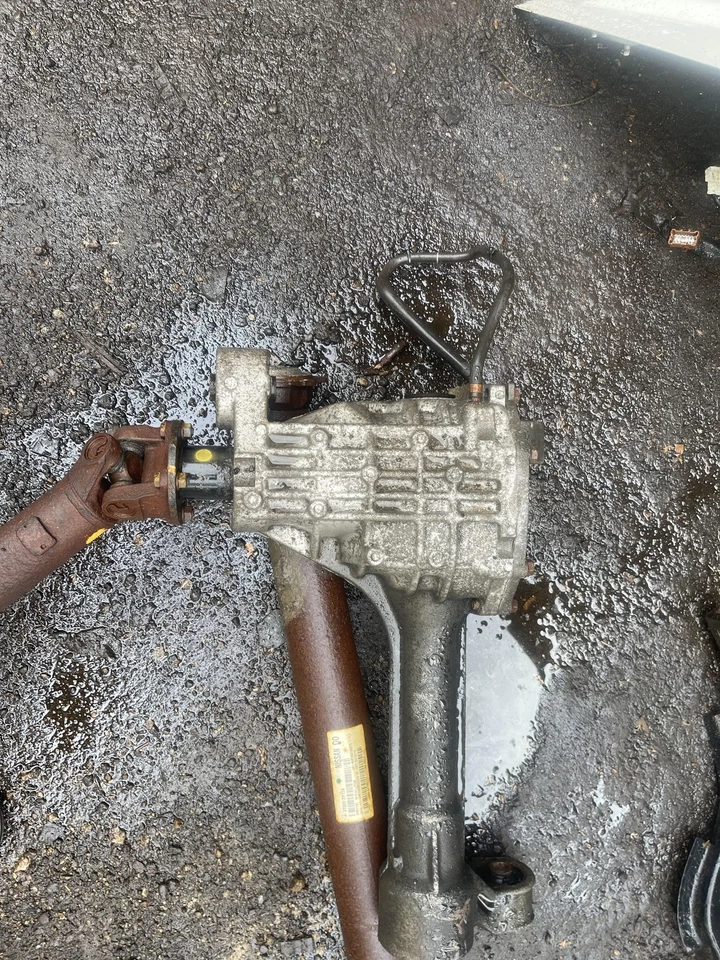 05-15 Nissan Xterra Front Axle (6 cylinder) 3.13 Ratio Front Carrier Assembly Foto 3 de 4